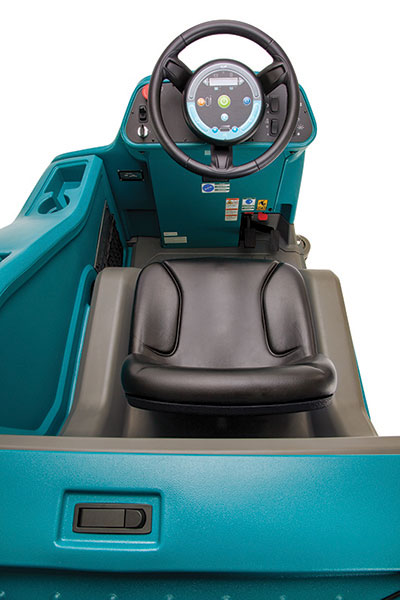 t17-operator-compartment